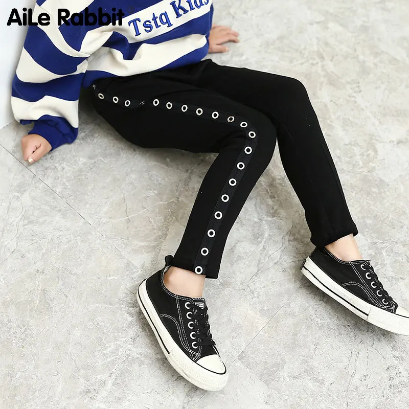 2019 spring and autumn new children's trousers for girls fashion solid color side woven belt feet Bottom Pants for Big Girls
2019 spring and autumn new children's trousers for girls fashion solid color side woven belt feet Bottom Pants for Big Girls