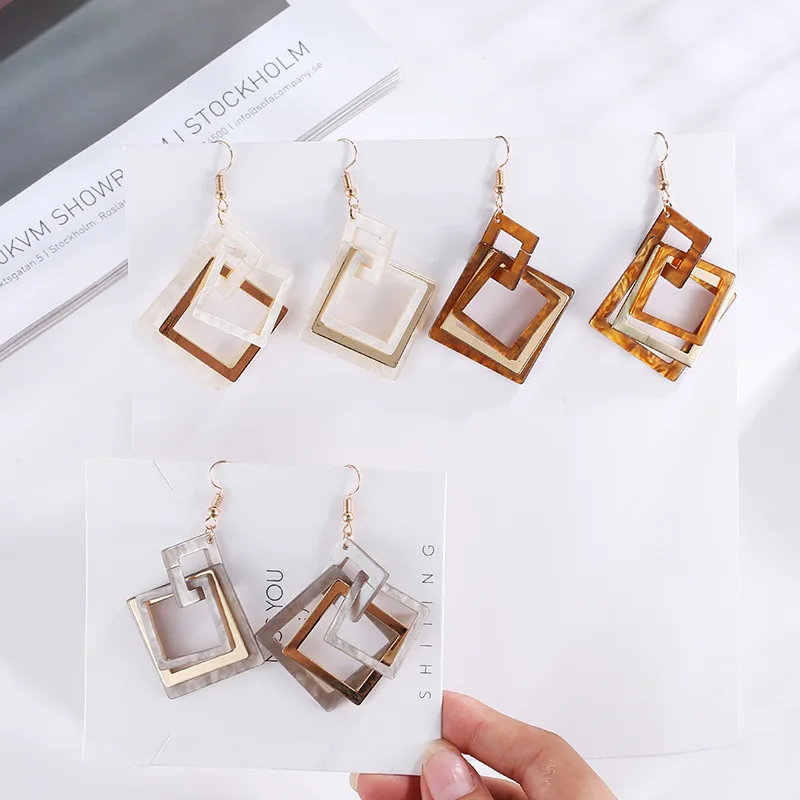 Simple New Hollow Acrylic Gray Brown White Geometry Long Dangle Earrings Big Drop Earrings for Women Jewelry Fashion
Simple New Hollow Acrylic Gray Brown White Geometry Long Dangle Earrings Big Drop Earrings for Women Jewelry Fashion