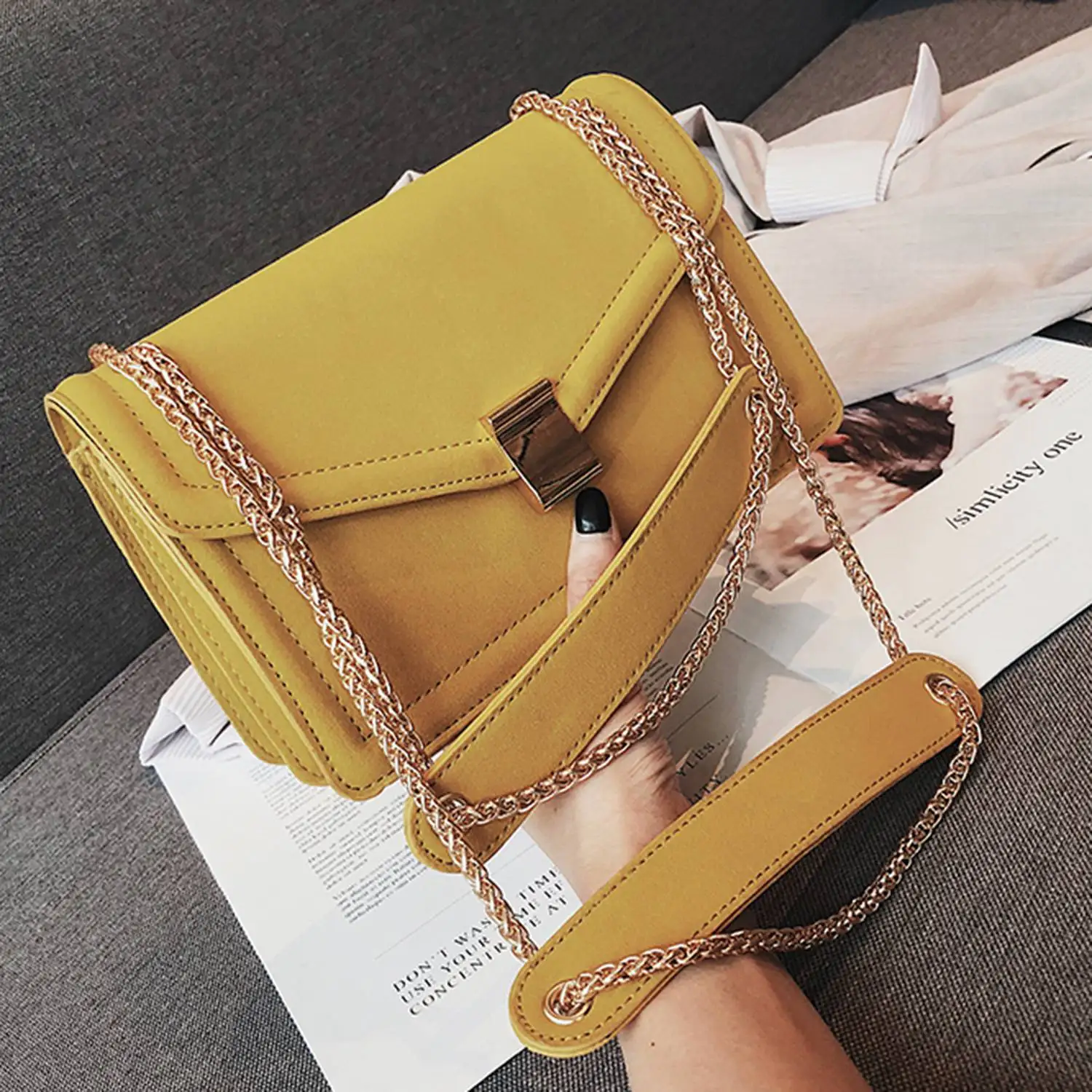 AUAU-Retro Fashion Female Square Bag New Matte Pu Leather Women's Designer Handbag Chain Shoulder Messenger Bags
AUAU-Retro Fashion Female Square Bag New Matte Pu Leather Women's Designer Handbag Chain Shoulder Messenger Bags