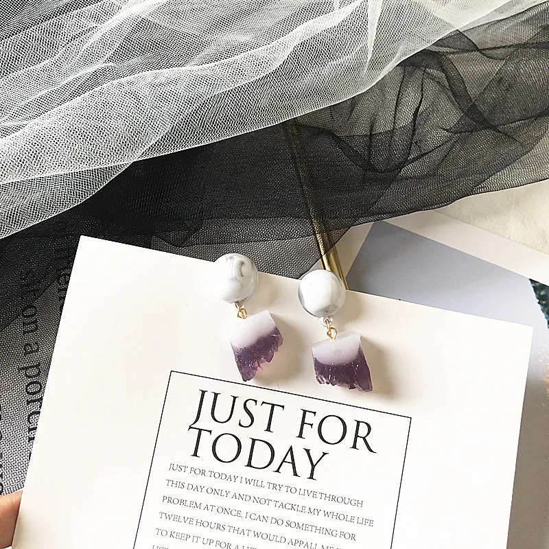 UJBOX Two-color Autumn Winter Irregular Resin Earrings New Personality Korean Earrings Women Party Statement Drop Earrings
UJBOX Two-color Autumn Winter Irregular Resin Earrings New Personality Korean Earrings Women Party Statement Drop Earrings