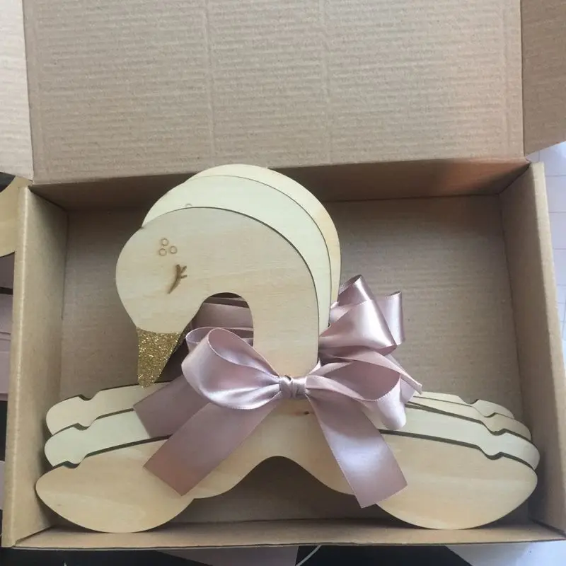 Home Wooden Wall Swan Hangers Racks Of Children's Clothing Room Wall Hanging Decorate Wooden Wall Coat Hanger Racks
Home Wooden Wall Swan Hangers Racks Of Children's Clothing Room Wall Hanging Decorate Wooden Wall Coat Hanger Racks