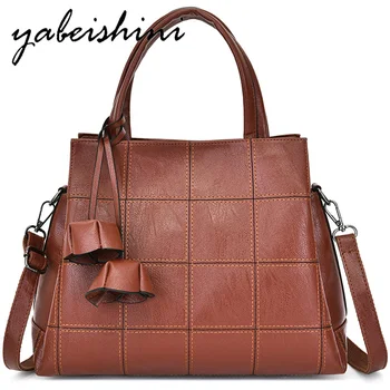 Women's leather shoulder bag flower Fringed tote lattice Crossbody bag sac a main femme luxury handbags women bags designer New
Women's leather shoulder bag flower Fringed tote lattice Crossbody bag sac a main femme luxury handbags women bags designer New