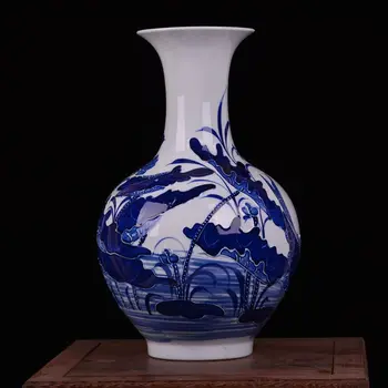 Jingdezhen ceramics high-end hand-painted blue and white porcelain vase embossed decoration decoration room Home Furnishing
Jingdezhen ceramics high-end hand-painted blue and white porcelain vase embossed decoration decoration room Home Furnishing
