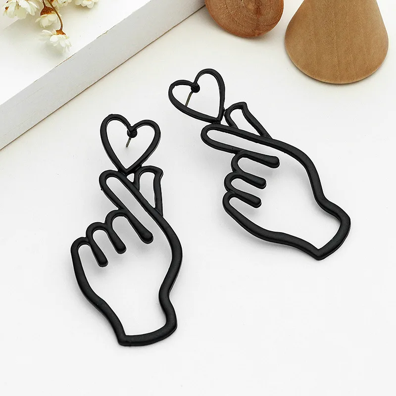 Ufavoirte New Hollow Geometry Earrings Heart Sweet Gold Love Earrings Women Gifts Jewelry Than heart Brincos Pendientes
Ufavoirte New Hollow Geometry Earrings Heart Sweet Gold Love Earrings Women Gifts Jewelry Than heart Brincos Pendientes