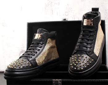 New High Top Men Canvas Casual shoes High Quality Men Vulcanized shoes Autumn Sneakers Rivet rhinestone hip hop men's shoes 
New High Top Men Canvas Casual shoes High Quality Men Vulcanized shoes Autumn Sneakers Rivet rhinestone hip hop men's shoes