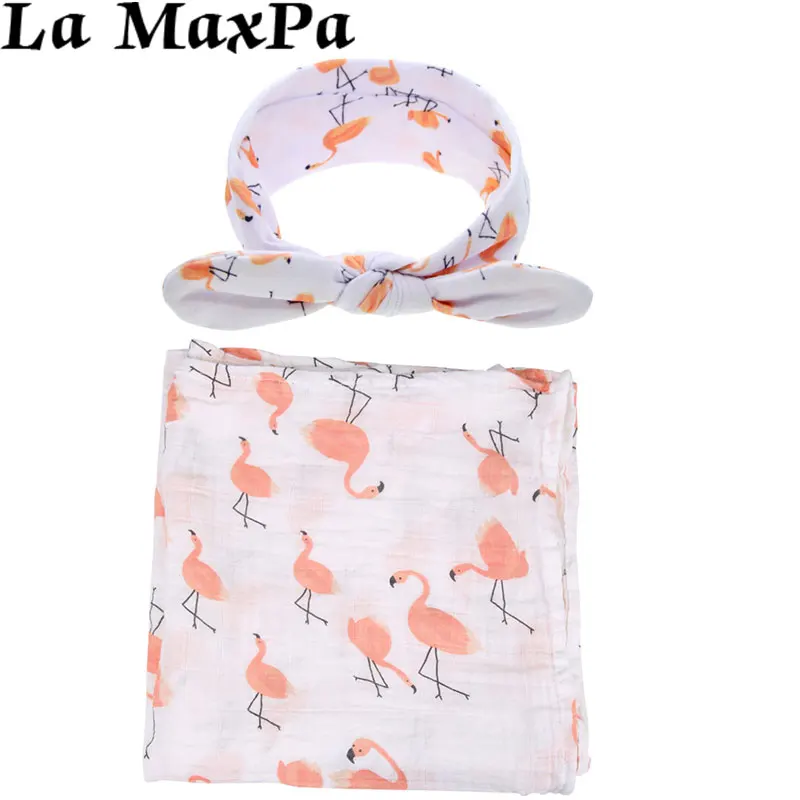 2Pcs/Set Flamingo Swaddle Headband Muslin Cotton Baby Receiving Blanket Newborn Bed Swaddle Wrap Photograph Props Baby Blankets
2Pcs/Set Flamingo Swaddle Headband Muslin Cotton Baby Receiving Blanket Newborn Bed Swaddle Wrap Photograph Props Baby Blankets