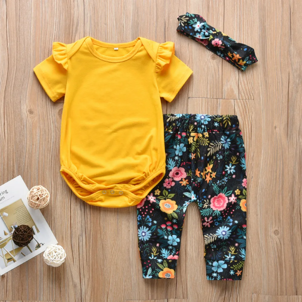 3PCS Toddler Summer Baby Girl Clothes Set Short Sleeve Ruffle Romper Casual Floral Pants Headband Infant Newborn Clothing Outfit
3PCS Toddler Summer Baby Girl Clothes Set Short Sleeve Ruffle Romper Casual Floral Pants Headband Infant Newborn Clothing Outfit