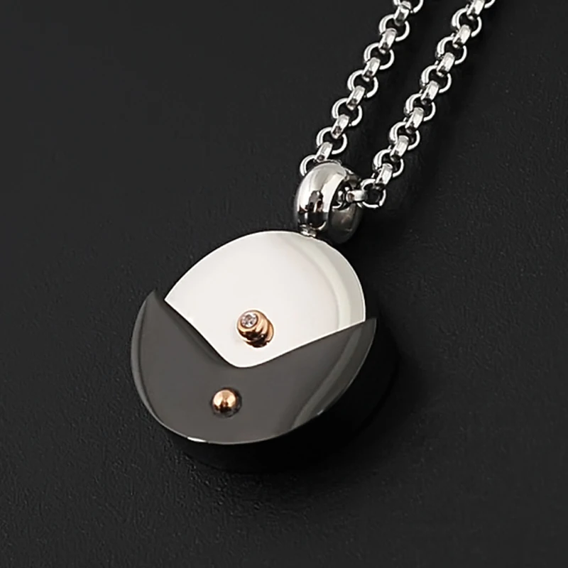 Hottime Black & Silver Men's Fashion Pendant 316L Stainless Steel Jewelry Necklace For Men Women Gifts
Hottime Black & Silver Men's Fashion Pendant 316L Stainless Steel Jewelry Necklace For Men Women Gifts