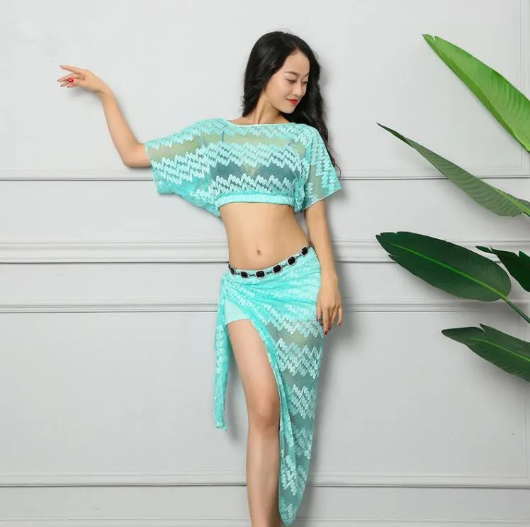 New Summer Women Oriental Dance Costume Classic Black Lace Belly Dance Show Wear 2 Piece (Blouse Skirt) Black Purple Orange Blue 
New Summer Women Oriental Dance Costume Classic Black Lace Belly Dance Show Wear 2 Piece (Blouse Skirt) Black Purple Orange Blue