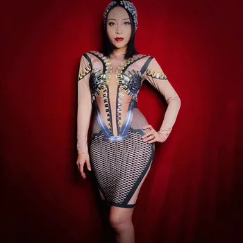 Women Sequins Rhinestones Sexy Dress Nightclub Crystals Costumes Female Singer Prom Party Performance One-piece Dresses DJ DS
Women Sequins Rhinestones Sexy Dress Nightclub Crystals Costumes Female Singer Prom Party Performance One-piece Dresses DJ DS