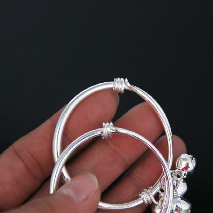 1 Pcs Sell Children Silver Plated Bangles Bracelets Silver Plated The BellBracelets Children Alloy Fashion Hand Catenary
1 Pcs Sell Children Silver Plated Bangles Bracelets Silver Plated The BellBracelets Children Alloy Fashion Hand Catenary