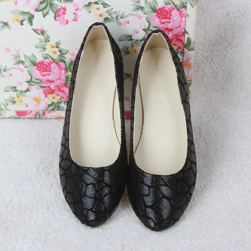 Shoes Women Loafer Women Flats 2018 Women Sneakers Breathable Loafers Fashion Casual Women Soft Leather Shoes
Shoes Women Loafer Women Flats 2018 Women Sneakers Breathable Loafers Fashion Casual Women Soft Leather Shoes