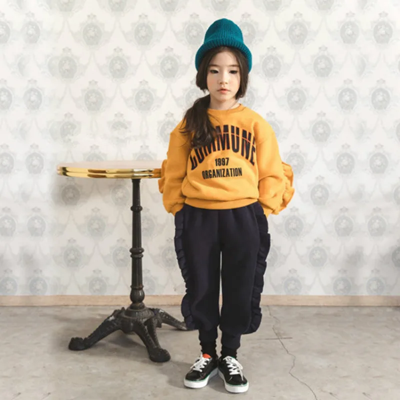 2018 New Autumn Winter Baby Girls Letter Print Sweaters Kids Long Sleeved Sweatshirts Children Casual Coat Tops 2-10Y
2018 New Autumn Winter Baby Girls Letter Print Sweaters Kids Long Sleeved Sweatshirts Children Casual Coat Tops 2-10Y
