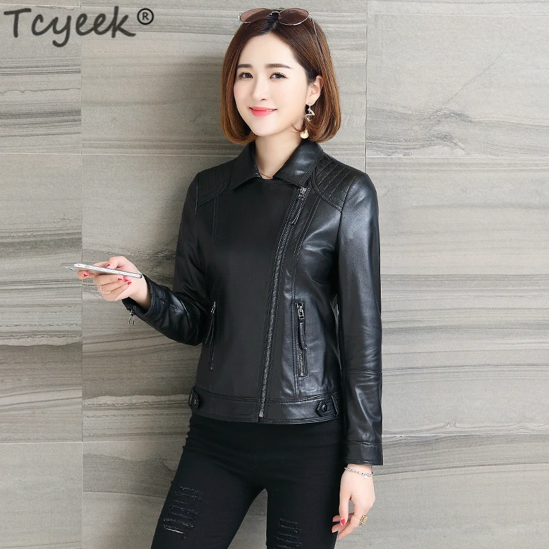 Tcyeek Luxury Genuine Leather Jackets Women Real Sheepskin Coat Female Speing Autumn Montone Jacket Outwear Clothes 2019 LWL1483
Tcyeek Luxury Genuine Leather Jackets Women Real Sheepskin Coat Female Speing Autumn Montone Jacket Outwear Clothes 2019 LWL1483