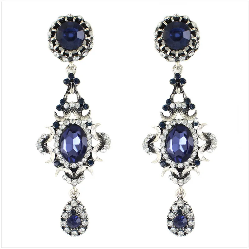 Fashion New Retro Design Luxury Sapphire Crystal Embellishment Stud Earrings Wedding Party Gift Jewelry Accessories
Fashion New Retro Design Luxury Sapphire Crystal Embellishment Stud Earrings Wedding Party Gift Jewelry Accessories