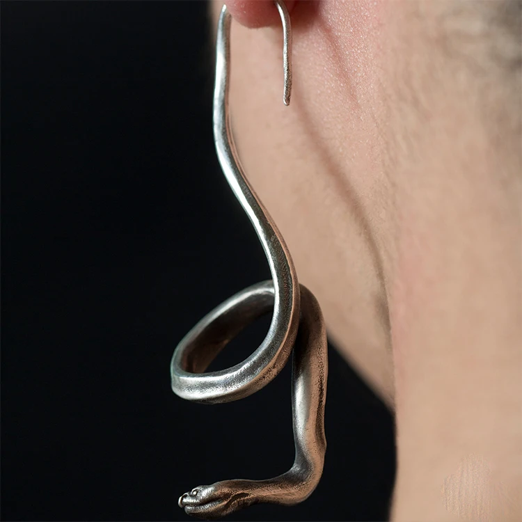 Original Design Handmade Earrings 925 Silver Snake Earrings Retro Earrings Personality Ear Hook
Original Design Handmade Earrings 925 Silver Snake Earrings Retro Earrings Personality Ear Hook
