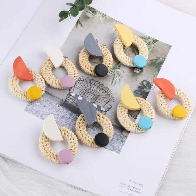 Girlgo New Korea Handmade Acrylic Acetic Acid Geometry Stone Wooden Big Round Circle Rattan Straw Weave Drop Earrings for Women
Girlgo New Korea Handmade Acrylic Acetic Acid Geometry Stone Wooden Big Round Circle Rattan Straw Weave Drop Earrings for Women