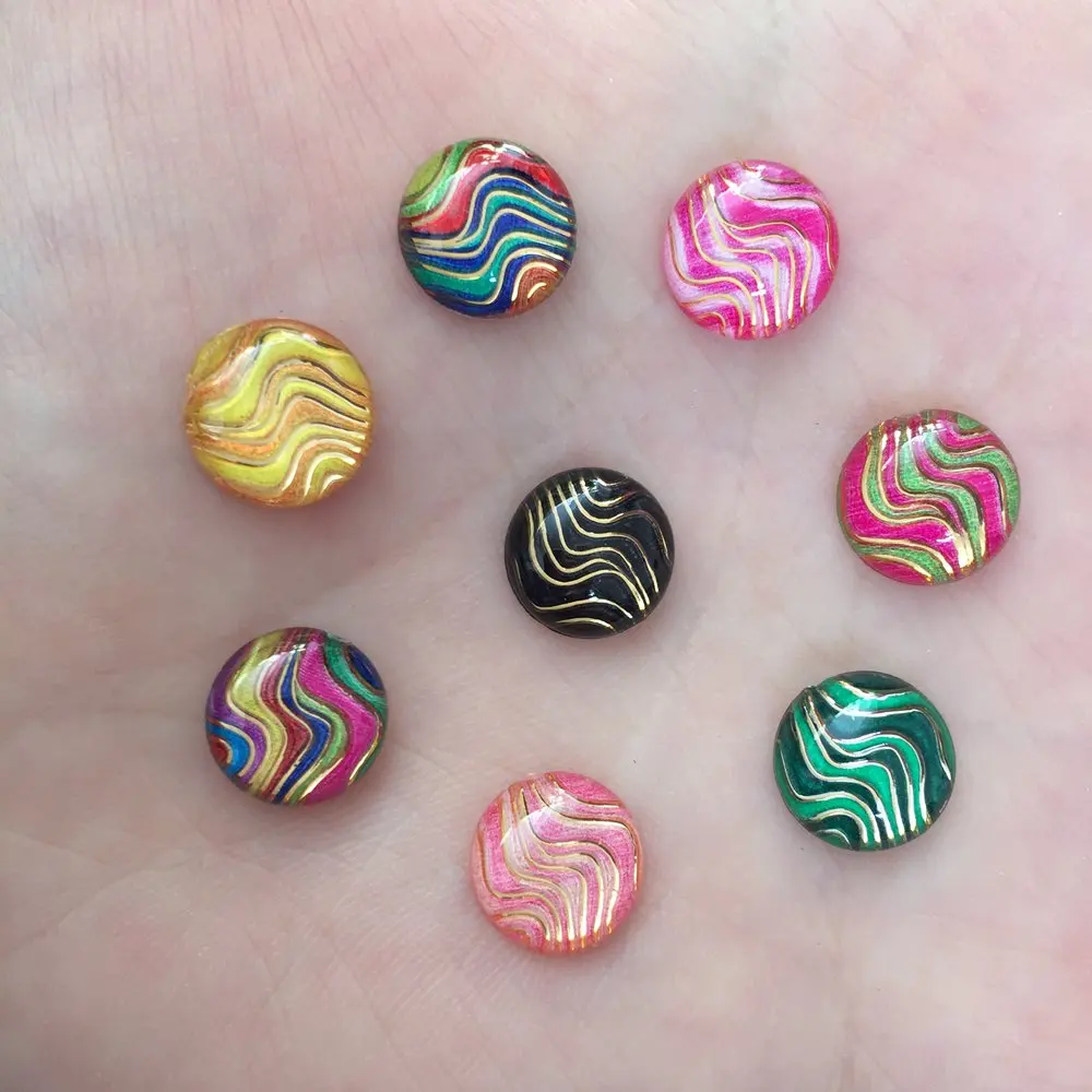 80pcs Resin 10mm Round Colourful Wave pattern flatback rhinestone Ornaments DIY Wedding appliques craft SW57
80pcs Resin 10mm Round Colourful Wave pattern flatback rhinestone Ornaments DIY Wedding appliques craft SW57