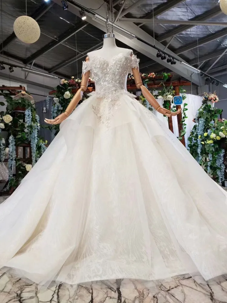 2019 New Elegant Off Shoulder Wedding Dresses Sweetheart Plus Size Vestido De Noiva Bride Arab Wedding Gown Tulle Mariage
2019 New Elegant Off Shoulder Wedding Dresses Sweetheart Plus Size Vestido De Noiva Bride Arab Wedding Gown Tulle Mariage