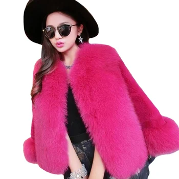 Winter Women's Faux Fur Coats Three Quarter Sleeve Fox Fur Stitching Warm Short Coats 2018 Fashion Ladies Outerwear
Winter Women's Faux Fur Coats Three Quarter Sleeve Fox Fur Stitching Warm Short Coats 2018 Fashion Ladies Outerwear