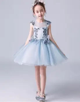 2019 High Quality Handmade Girls Flower Dresses Summer Blue sleeveless Kids Dress Girl Lace applique Boutique Kids Clothing
2019 High Quality Handmade Girls Flower Dresses Summer Blue sleeveless Kids Dress Girl Lace applique Boutique Kids Clothing