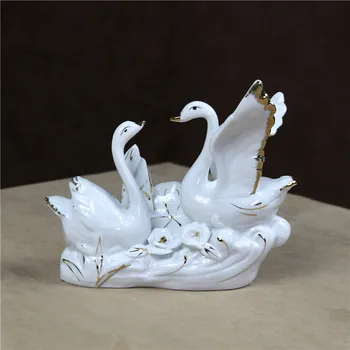 Romantic Porcelain Swan Couple Figurine Ceramic Lovers Swan Miniature Lake Lotus Decoration Ornament Handicraft Gift for Wedding
Romantic Porcelain Swan Couple Figurine Ceramic Lovers Swan Miniature Lake Lotus Decoration Ornament Handicraft Gift for Wedding