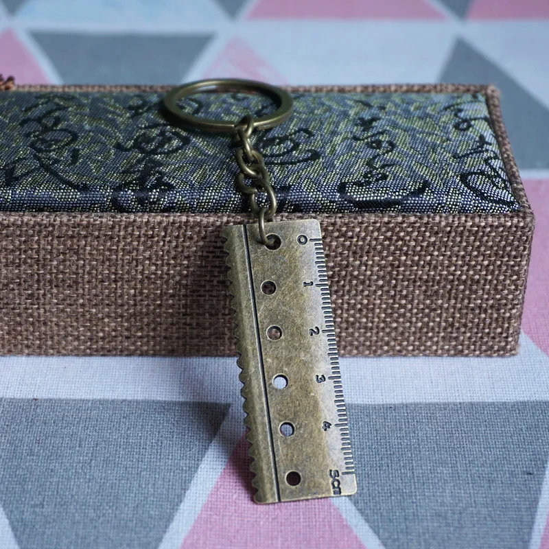 Vintage ruler Keychain Antique Bronze Key Chains for woman men Key Rings gift
Vintage ruler Keychain Antique Bronze Key Chains for woman men Key Rings gift