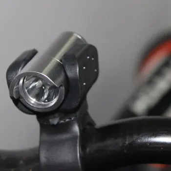 D1 LED Flashlight Cycling Bike Bicycle Light Head Front Lights Flash Light 4 Modes Flashlight Torch Lamp Waterproof
D1 LED Flashlight Cycling Bike Bicycle Light Head Front Lights Flash Light 4 Modes Flashlight Torch Lamp Waterproof