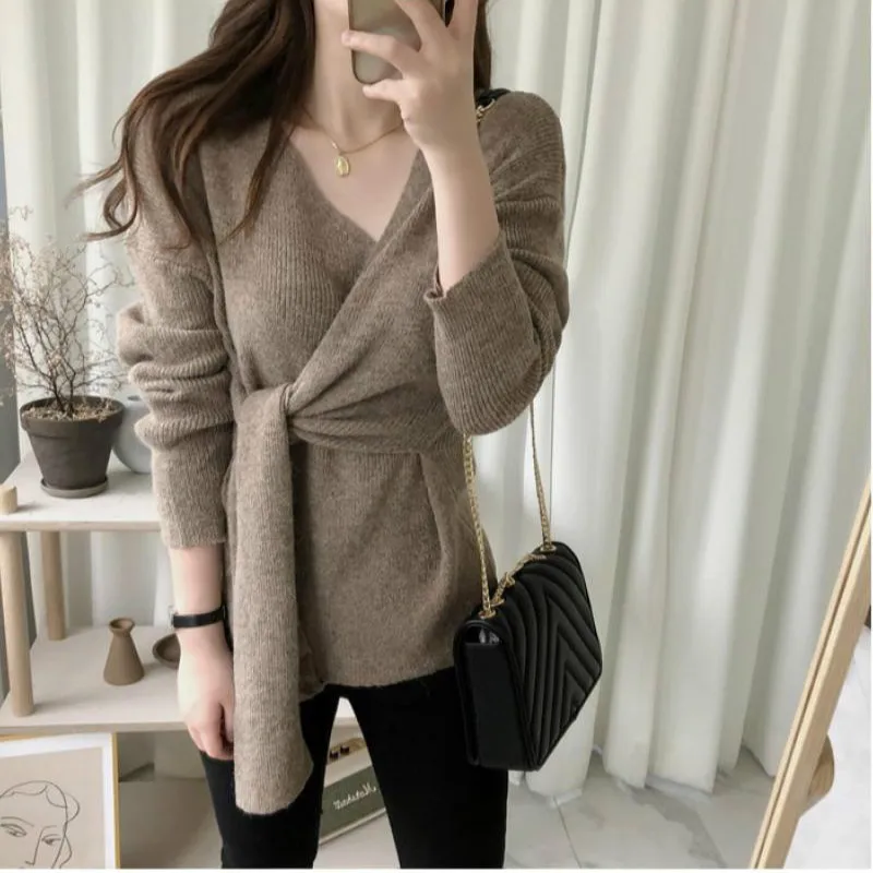 Women Autumn Sexy V Neck Pullover lacing Sweater Female Jumper Long Sleeve Knitted Tops Pull Femme Hiver Sueter Mujer
Women Autumn Sexy V Neck Pullover lacing Sweater Female Jumper Long Sleeve Knitted Tops Pull Femme Hiver Sueter Mujer