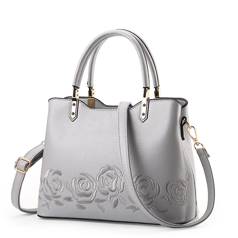 Luxury female Leather Handbag Messenger Bag Female Shoulder 's Embroidery Flower Sac A Main
Luxury female Leather Handbag Messenger Bag Female Shoulder 's Embroidery Flower Sac A Main