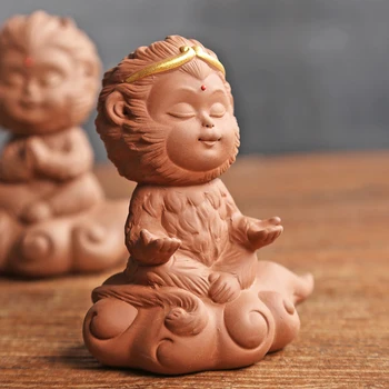 Creative Zen Boutique Monkey King purple Clay Tea Pet Chinese Kung Fu Tea Set Yixing Tea Strainer Office Accessories Decoration
Creative Zen Boutique Monkey King purple Clay Tea Pet Chinese Kung Fu Tea Set Yixing Tea Strainer Office Accessories Decoration