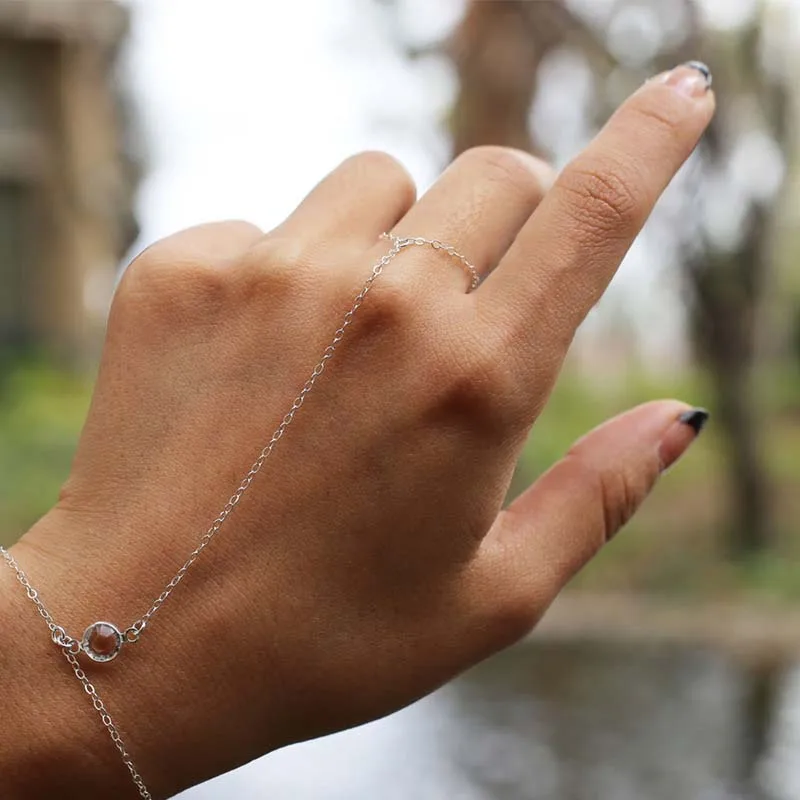 Surou Western Fashion Ornaments Simplicity Ornaments Popular Chain Of Fingers Female Harajuku Bijouterie
Surou Western Fashion Ornaments Simplicity Ornaments Popular Chain Of Fingers Female Harajuku Bijouterie