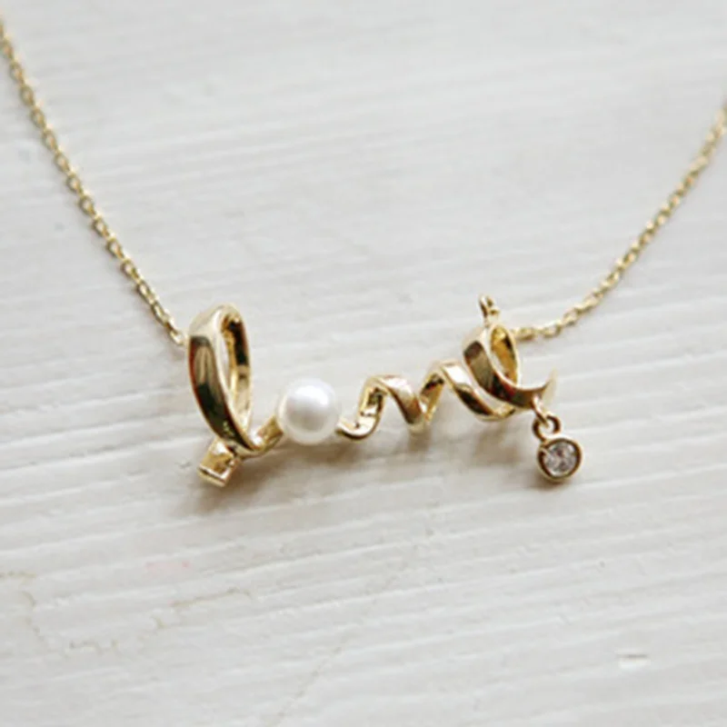 New Design 3D Letter Pearl Pendant Necklace Gold Silver Color Women Necklace Fashion Jewelry Trendy Water-Wave Chain Choker
New Design 3D Letter Pearl Pendant Necklace Gold Silver Color Women Necklace Fashion Jewelry Trendy Water-Wave Chain Choker
