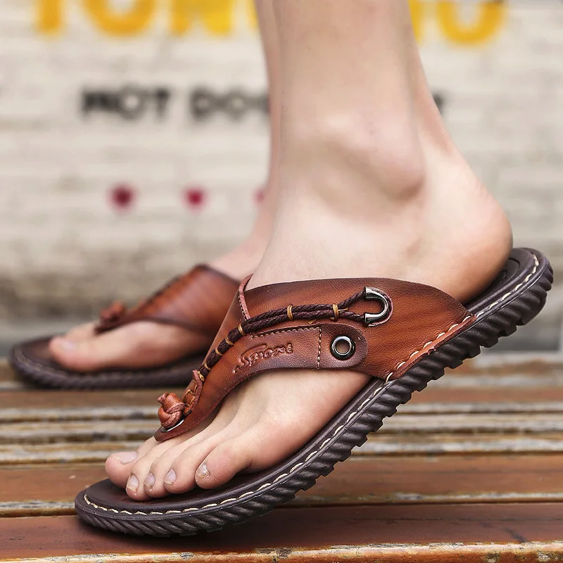 Summer Men Shoes Brand Men Sandals Slip-on Flip Flops Genuine Leather Indoor Slippers Men Casual Shoes Male Sapato Masculino
Summer Men Shoes Brand Men Sandals Slip-on Flip Flops Genuine Leather Indoor Slippers Men Casual Shoes Male Sapato Masculino