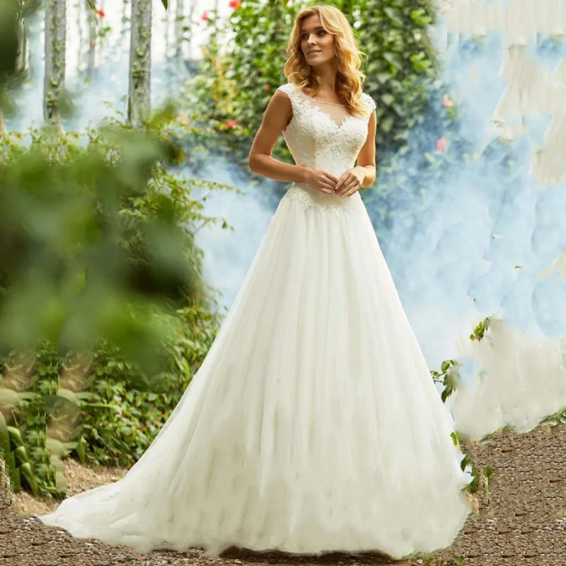 LORIE Lace Wedding Dress 2019 Scoop A-Line Tulle Appliques Lace Boho Wedding Gown with Small Train V Back Buttons Free Shipping
LORIE Lace Wedding Dress 2019 Scoop A-Line Tulle Appliques Lace Boho Wedding Gown with Small Train V Back Buttons Free Shipping