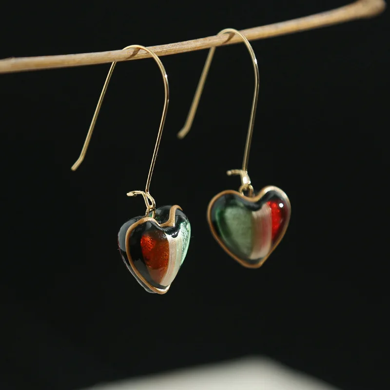 Distribution of New Fashion Peach Heart Gradual Change Temperament Mysterious Earring and Ear Needle Jewelry in 2018
Distribution of New Fashion Peach Heart Gradual Change Temperament Mysterious Earring and Ear Needle Jewelry in 2018