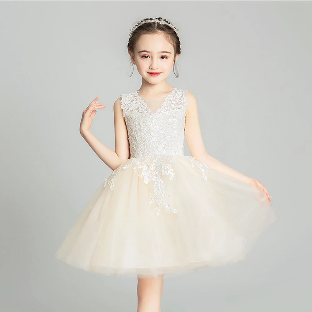 Champagne Lace Communion Dresses Children Flower Applique Girl Dresss Short Zipper Wedding Pageant Mesh Sleeveless Ball Gown
Champagne Lace Communion Dresses Children Flower Applique Girl Dresss Short Zipper Wedding Pageant Mesh Sleeveless Ball Gown