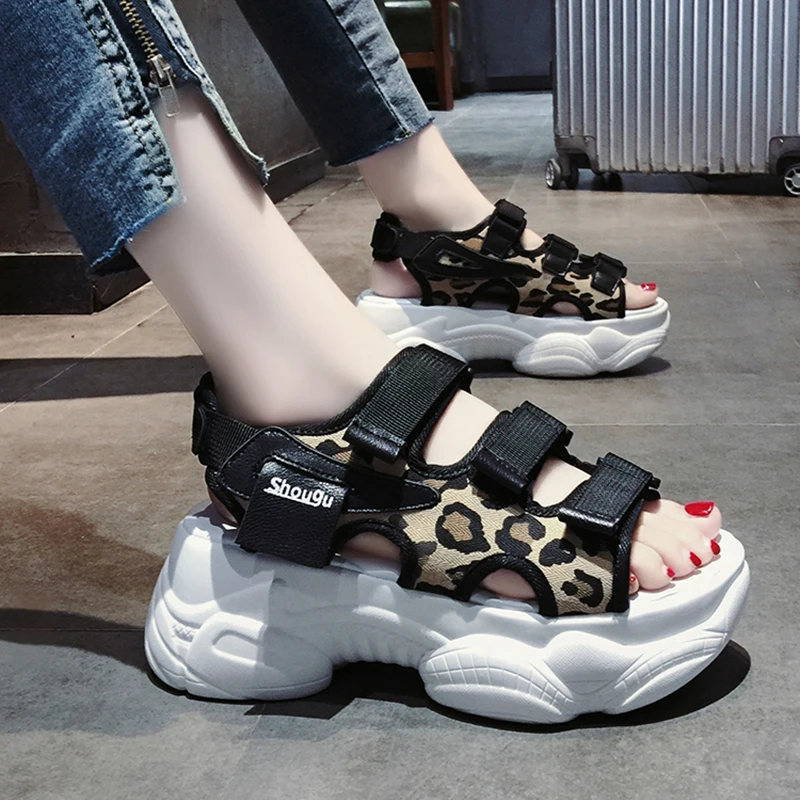 2019 Summer Leopard Shoes Women Open-toed Leisure Sandals Comfortable Platform Shoes Outdoor Outdoor Work Shoes593451365750
2019 Summer Leopard Shoes Women Open-toed Leisure Sandals Comfortable Platform Shoes Outdoor Outdoor Work Shoes593451365750