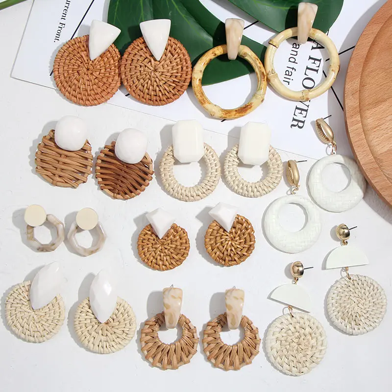 JUST FEEL Korea Handmade Big Round Braid Pendant Drop Earrings For Women 2019 Wooden African Ethnic Statement Earrings Jewelry
JUST FEEL Korea Handmade Big Round Braid Pendant Drop Earrings For Women 2019 Wooden African Ethnic Statement Earrings Jewelry
