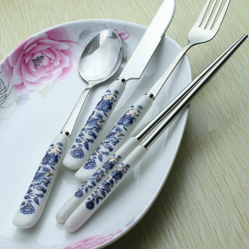 4pcs New Blue-and-White Porcelain Set Stainless Steel Dinnerware Ceramic Handle Cutlery Upscale Gift Sets
4pcs New Blue-and-White Porcelain Set Stainless Steel Dinnerware Ceramic Handle Cutlery Upscale Gift Sets