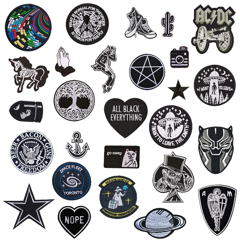 1 PCS Black and White Patches for Clothes Iron on Finger Appliques DIY Skull Stripes Embroidery Sticker Round Badges
1 PCS Black and White Patches for Clothes Iron on Finger Appliques DIY Skull Stripes Embroidery Sticker Round Badges