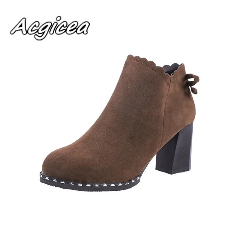 2019 winter new booties women's simple and comfortable thick with pointed short boots women's fashion shallow boots w14
2019 winter new booties women's simple and comfortable thick with pointed short boots women's fashion shallow boots w14