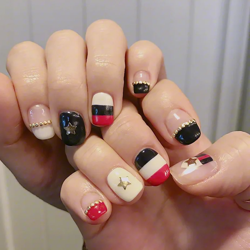Girls Star Stripe Cute Fake Nail Mix Color Short Full Cover Nail Art Tips with Glue Lady Shining Rhinestone Fashion False Nail
Girls Star Stripe Cute Fake Nail Mix Color Short Full Cover Nail Art Tips with Glue Lady Shining Rhinestone Fashion False Nail