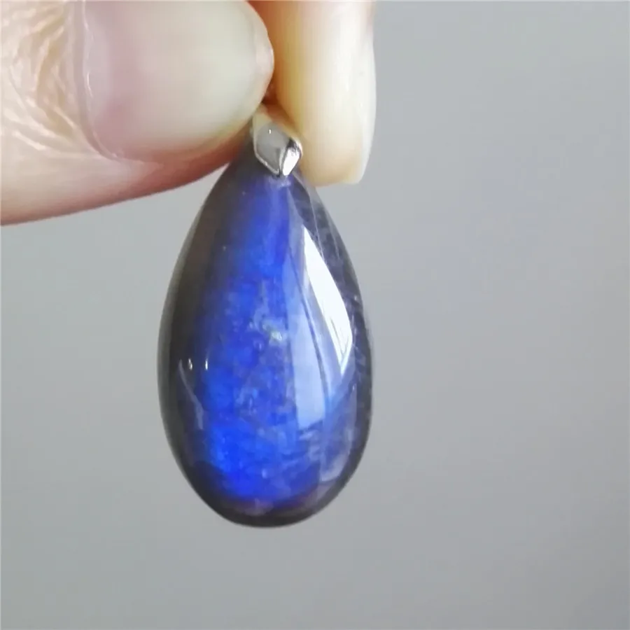 Drop Shipping Blue Light Natural Stone Pendant Water Drop Bead Crystal Natural Labradorite Pendant 27x15x7mm
Drop Shipping Blue Light Natural Stone Pendant Water Drop Bead Crystal Natural Labradorite Pendant 27x15x7mm