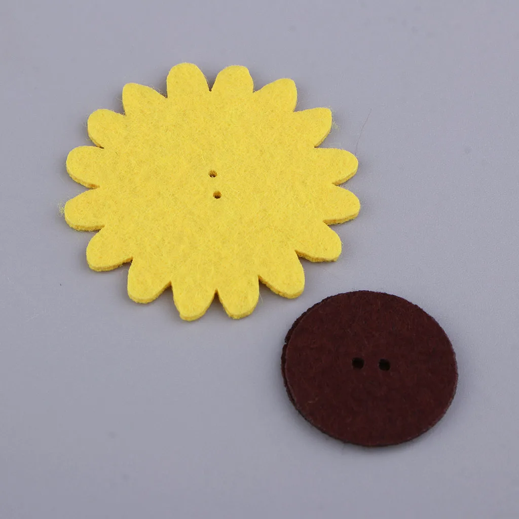 DIY Craft Iron Wire Button Felt Bouquet Kit Make 40 Flowers DIY Craft Iron Wire Button Felt Bouquet Kit Make 40 Flowers