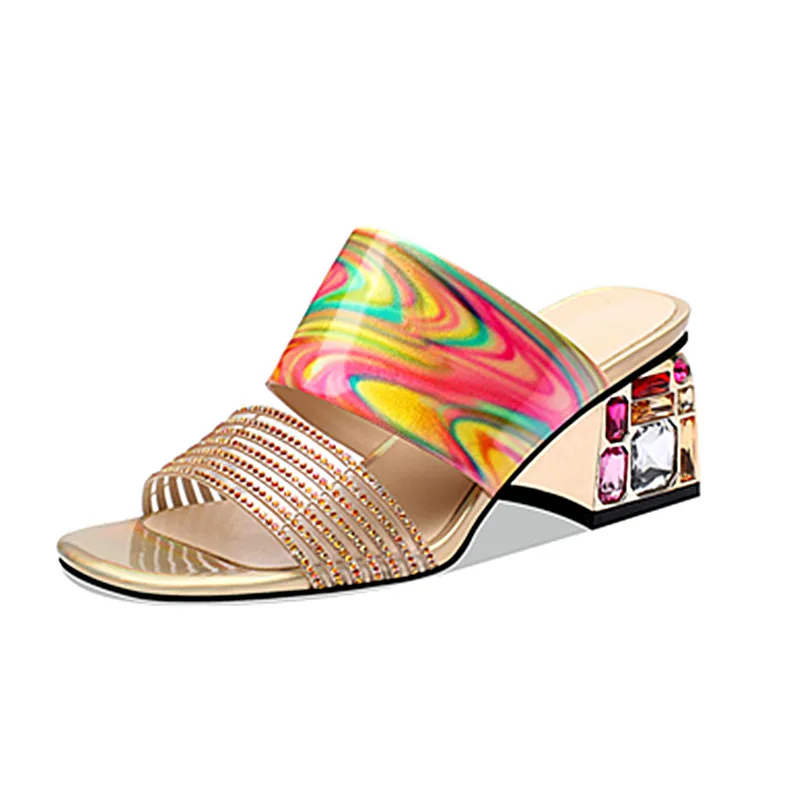 2019 Summer Comfortable and leisure convenience slippers for beach women Chunky high heel fashionable color outdoor slippers
2019 Summer Comfortable and leisure convenience slippers for beach women Chunky high heel fashionable color outdoor slippers