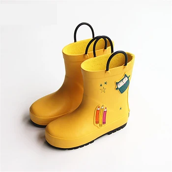 Waterproof Rubber Rain Boots For Yellow Pencil Cartoon Patterns Boots For Children With Handles Kids Rainboots Rainshoes
Waterproof Rubber Rain Boots For Yellow Pencil Cartoon Patterns Boots For Children With Handles Kids Rainboots Rainshoes