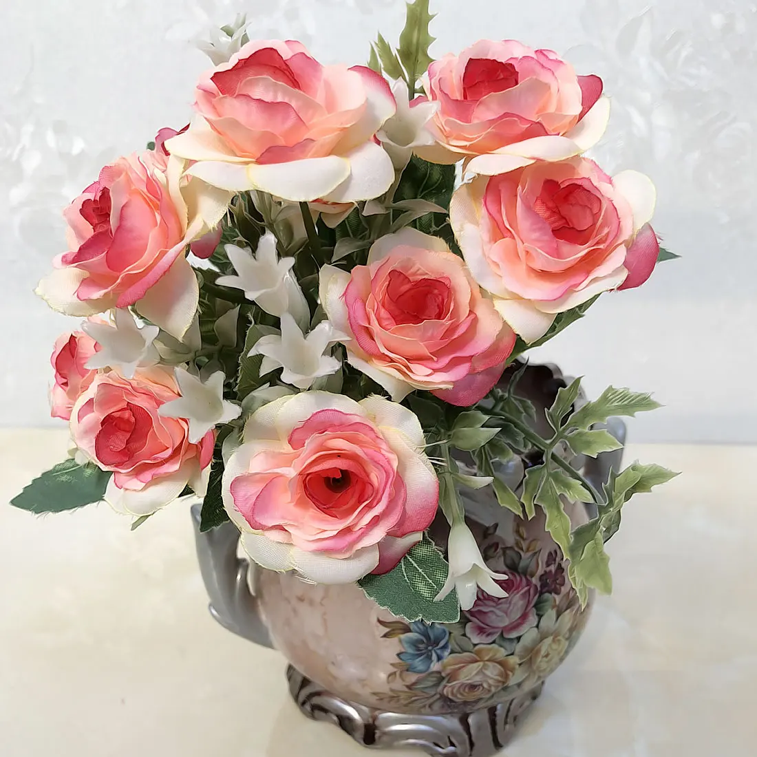 Artificial Flower 10 15 heads French Rose Floral Bouquet Fake Flower Arrange Table Decor Silk Rose Wedding Flores
Artificial Flower 10 15 heads French Rose Floral Bouquet Fake Flower Arrange Table Decor Silk Rose Wedding Flores
