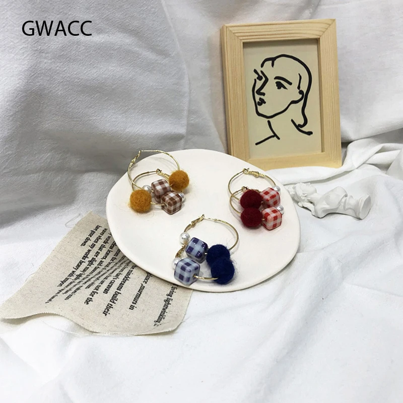 GWACC Korea Hairball Square Pearl Big Hoop Earrings for Women Sweet Cute Simple Gold Metal Round Hoop Earrings Fashion Jewelry
GWACC Korea Hairball Square Pearl Big Hoop Earrings for Women Sweet Cute Simple Gold Metal Round Hoop Earrings Fashion Jewelry