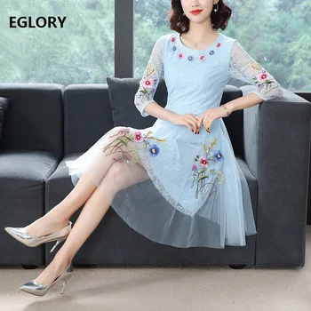 Blue Pink Lace Dress New 2019 Summer Style Women Beautiful Floral Embroidery 3/4 Sleeve Large Swing Party Sexy Dress Vestidos
Blue Pink Lace Dress New 2019 Summer Style Women Beautiful Floral Embroidery 3/4 Sleeve Large Swing Party Sexy Dress Vestidos